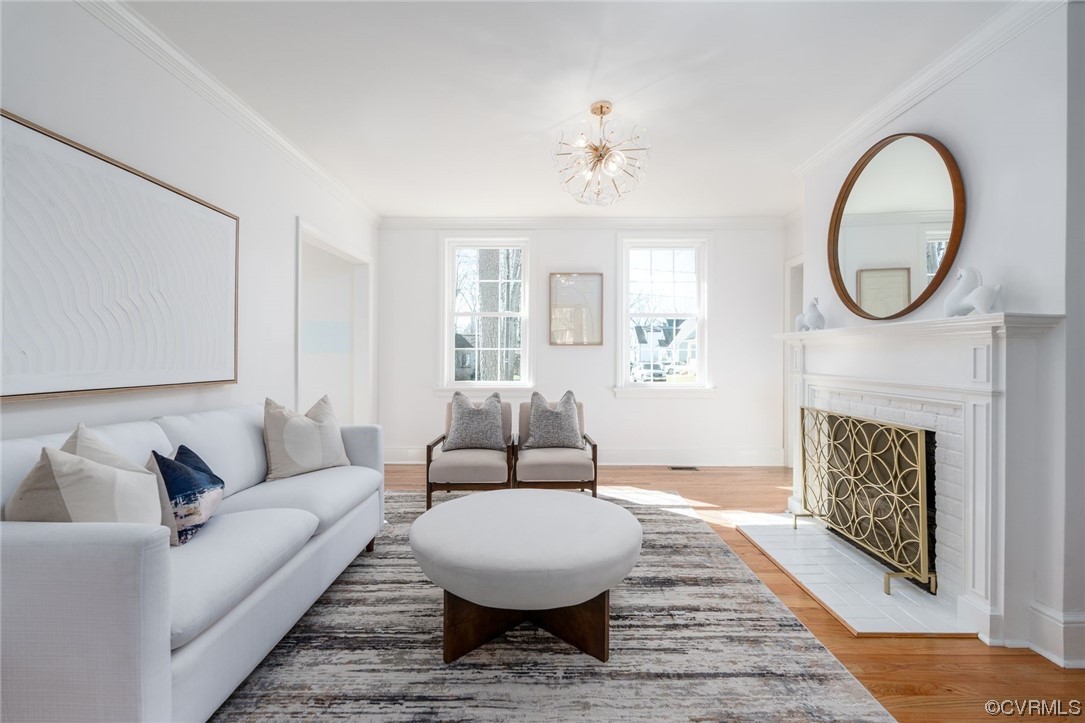 5812 Christopher Lane