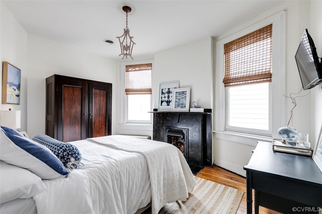 12 E Clay Street