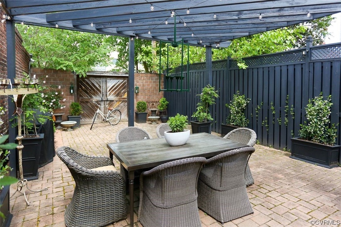 12 E Clay Street