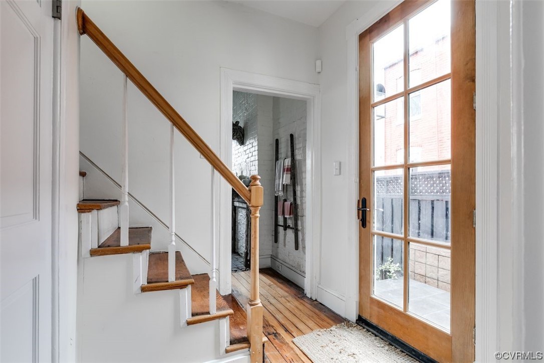 12 E Clay Street
