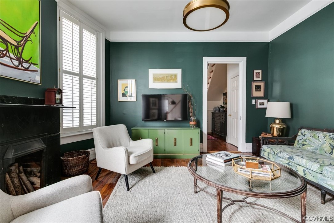 12 E Clay Street