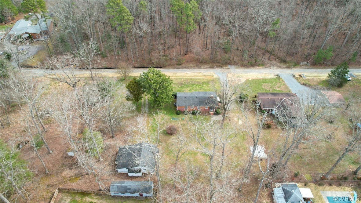 562 & 566 Ville Ponteaux Ln