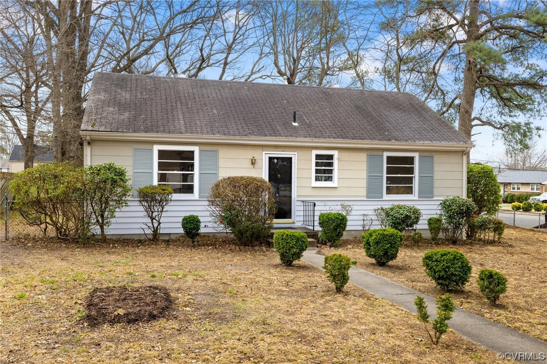 2301 Golden Rd
