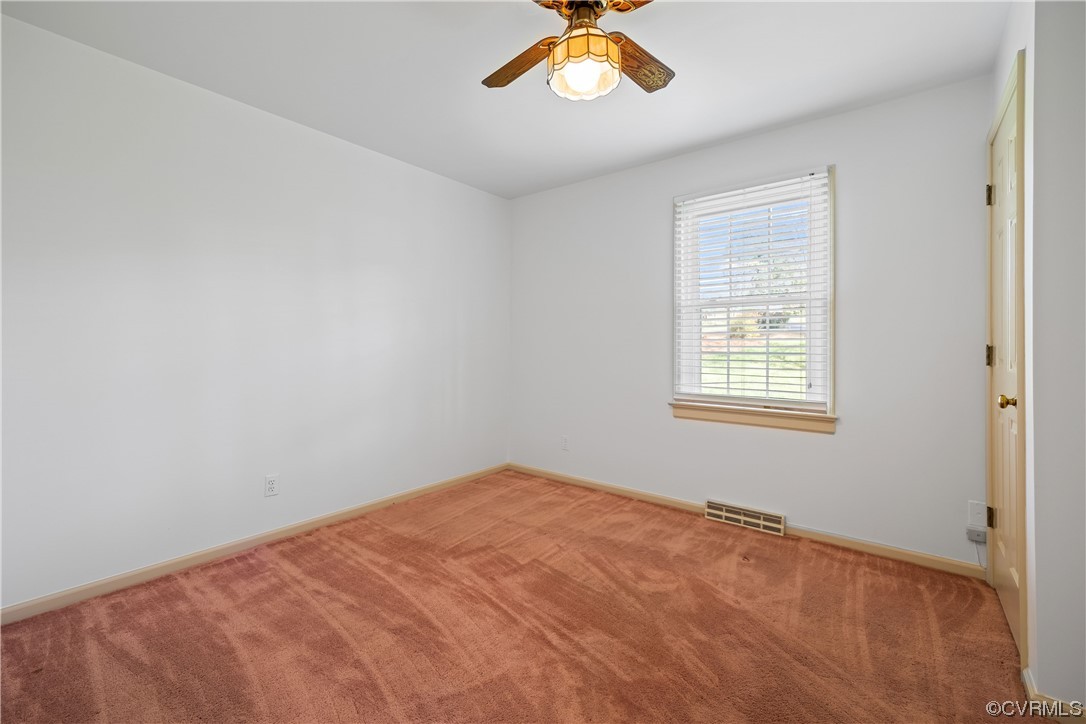 2340 Grassy Knoll Ln