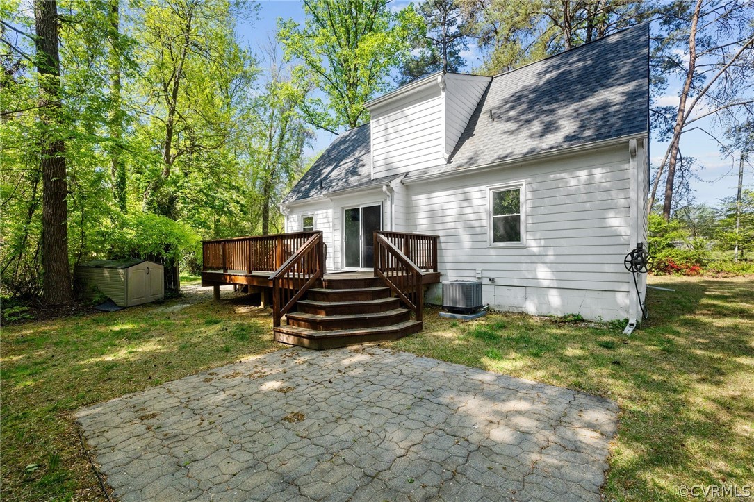 1517 Leicester Rd
