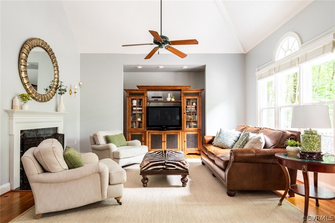 5840 Ascot Glen Dr