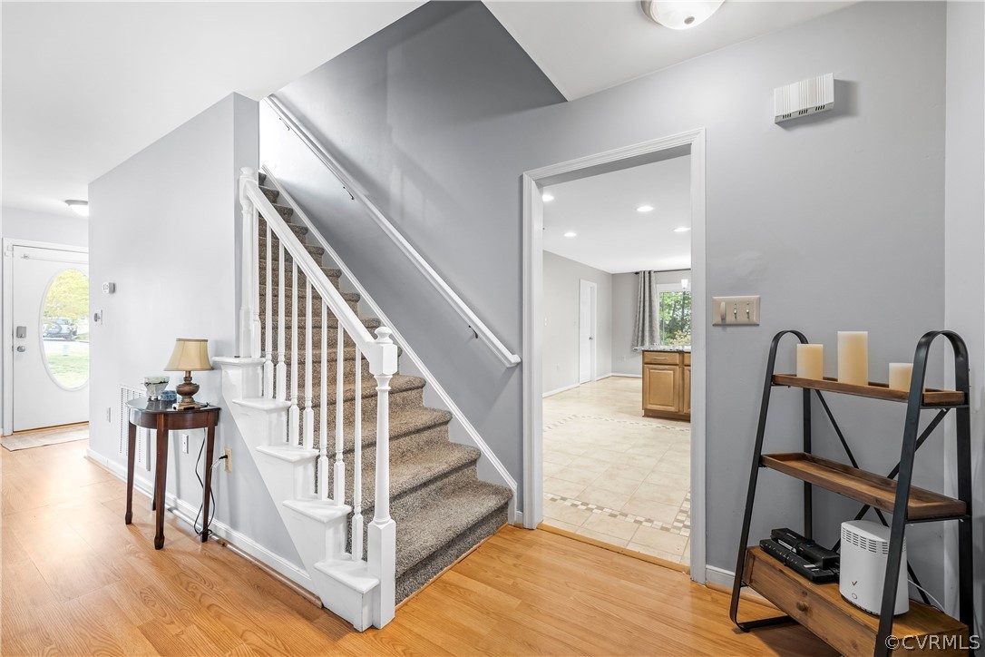 2900 Warfield Ridge Ter