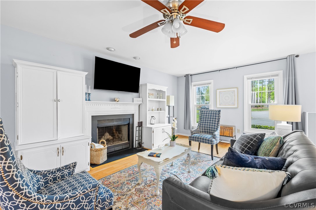 2900 Warfield Ridge Ter