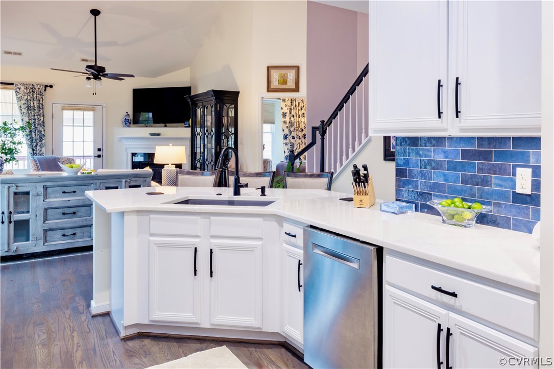 2412 Silver Lake Ter