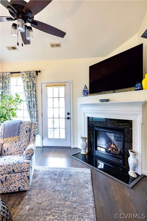 2412 Silver Lake Ter