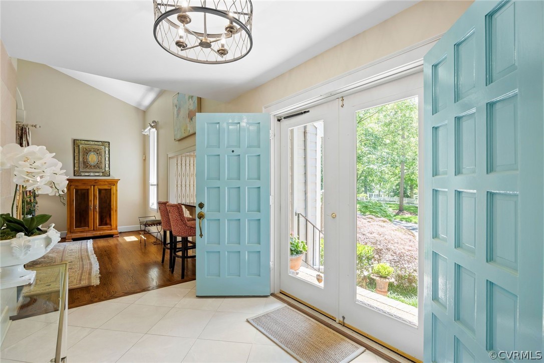 527 Sleepy Hollow Rd.