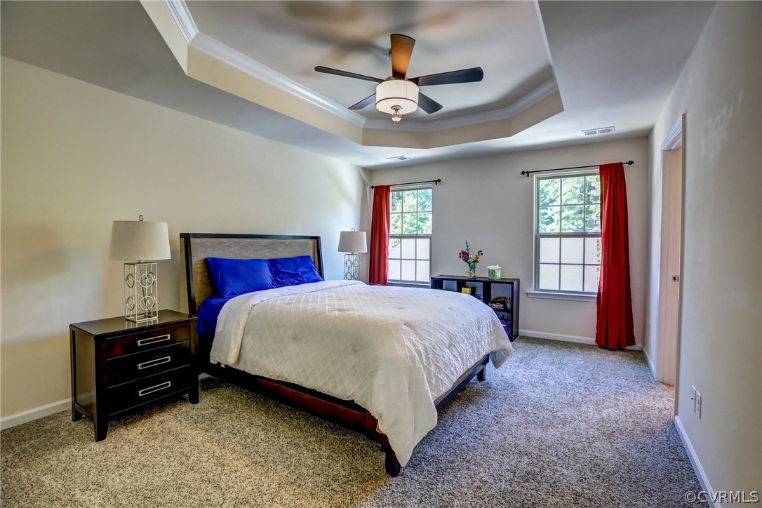 5541 Riverside Heights Way