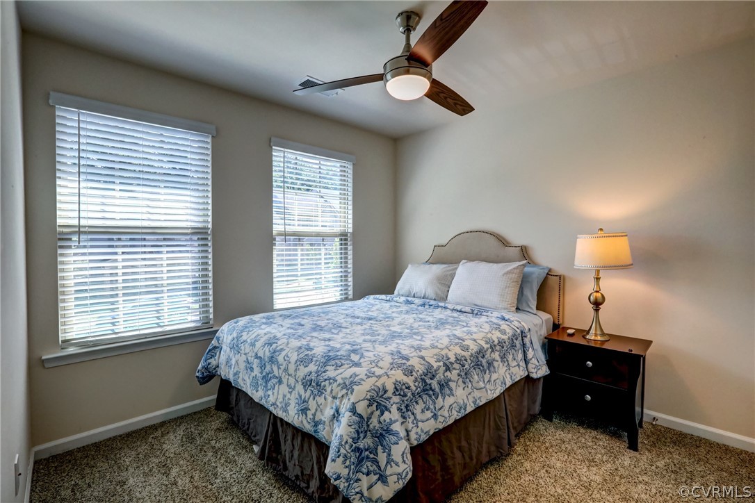 5541 Riverside Heights Way