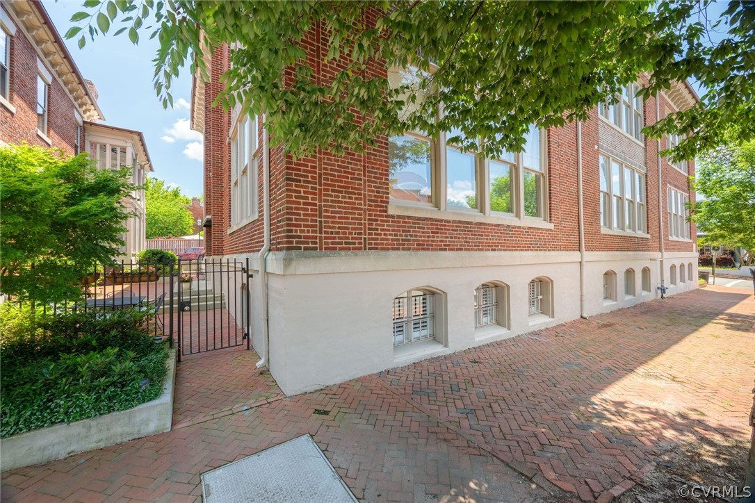 2600 E Grace St Unit#U12