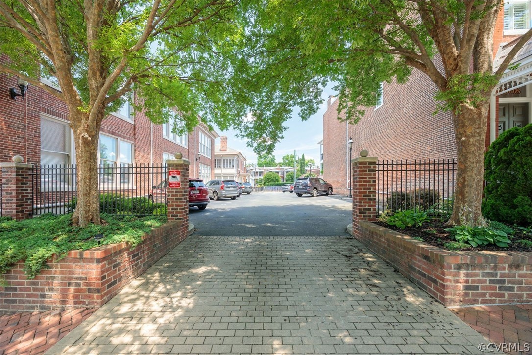 2600 E Grace St Unit#U12