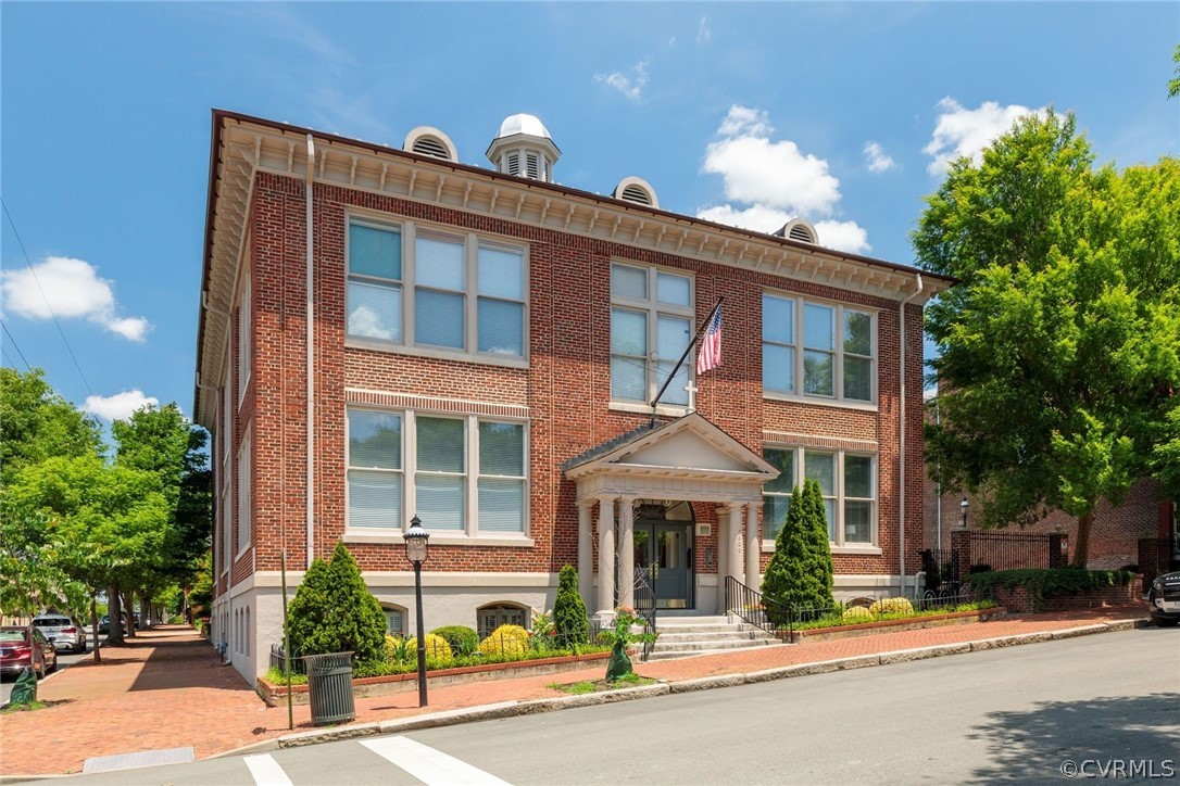 2600 E Grace St Unit#U12