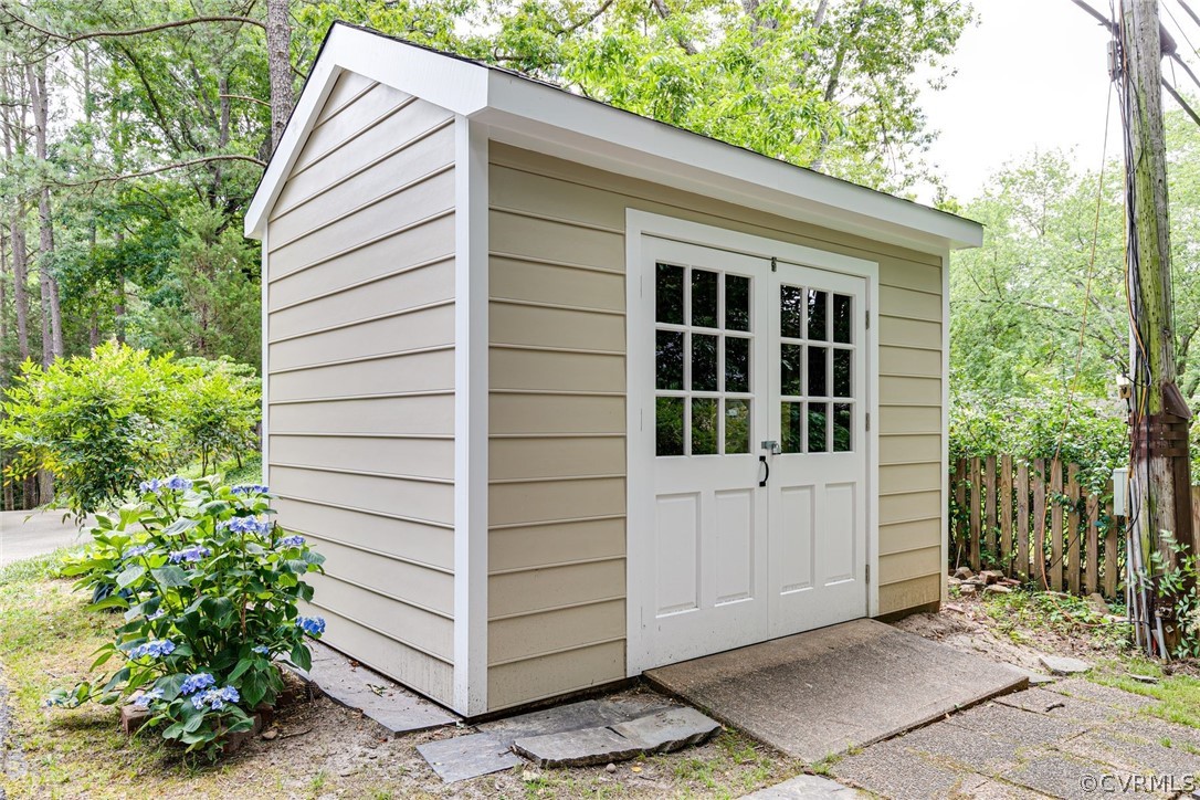 112 Charnwood Rd