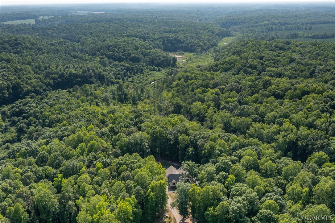 8301 Drakes Landing Ct