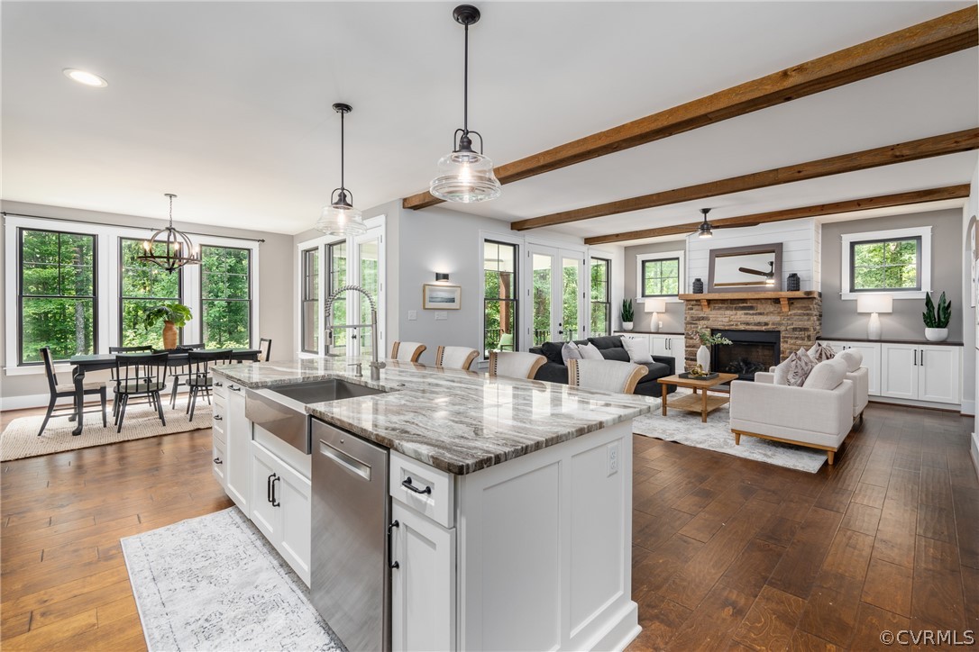 8301 Drakes Landing Ct