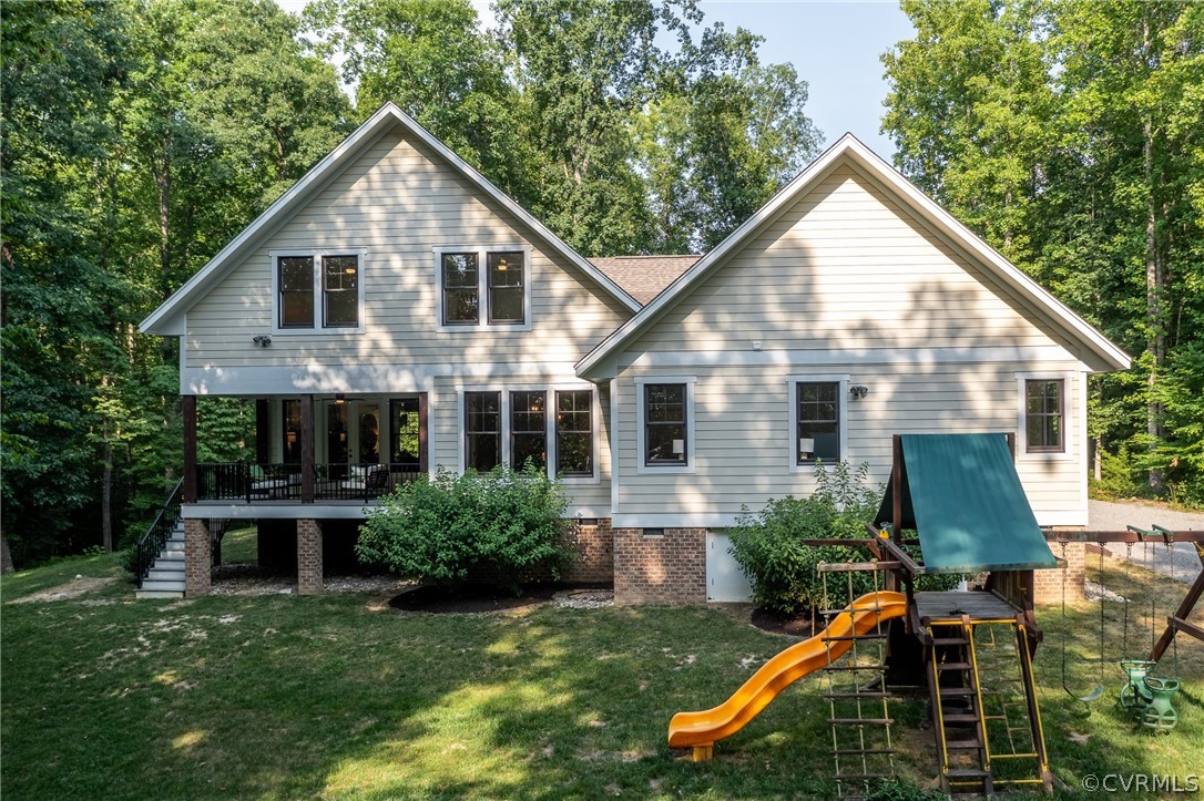 8301 Drakes Landing Ct