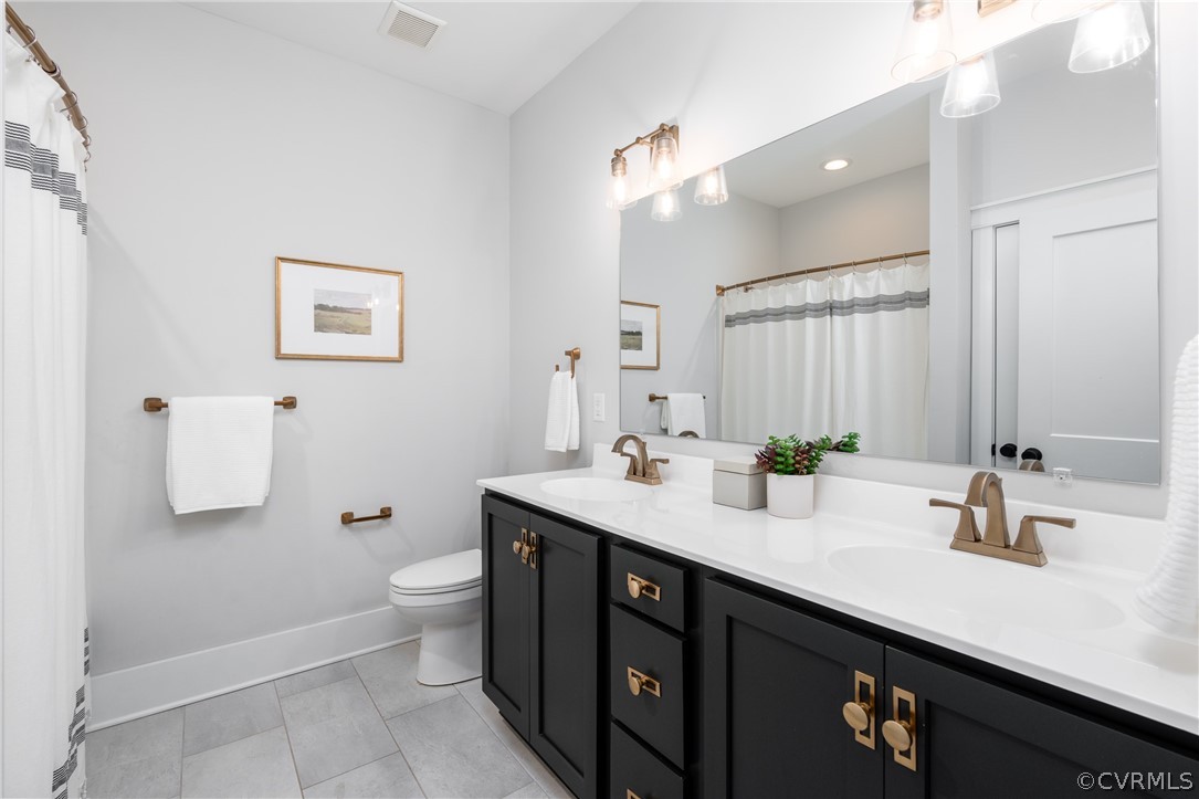 8301 Drakes Landing Ct