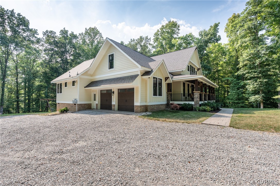 8301 Drakes Landing Ct