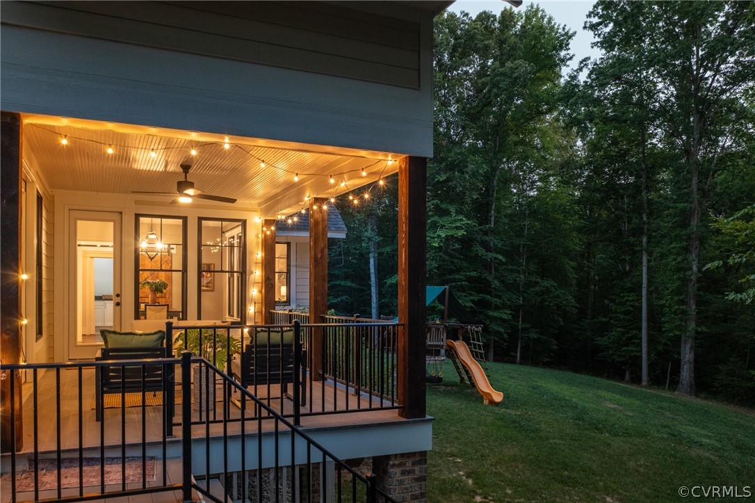 8301 Drakes Landing Ct