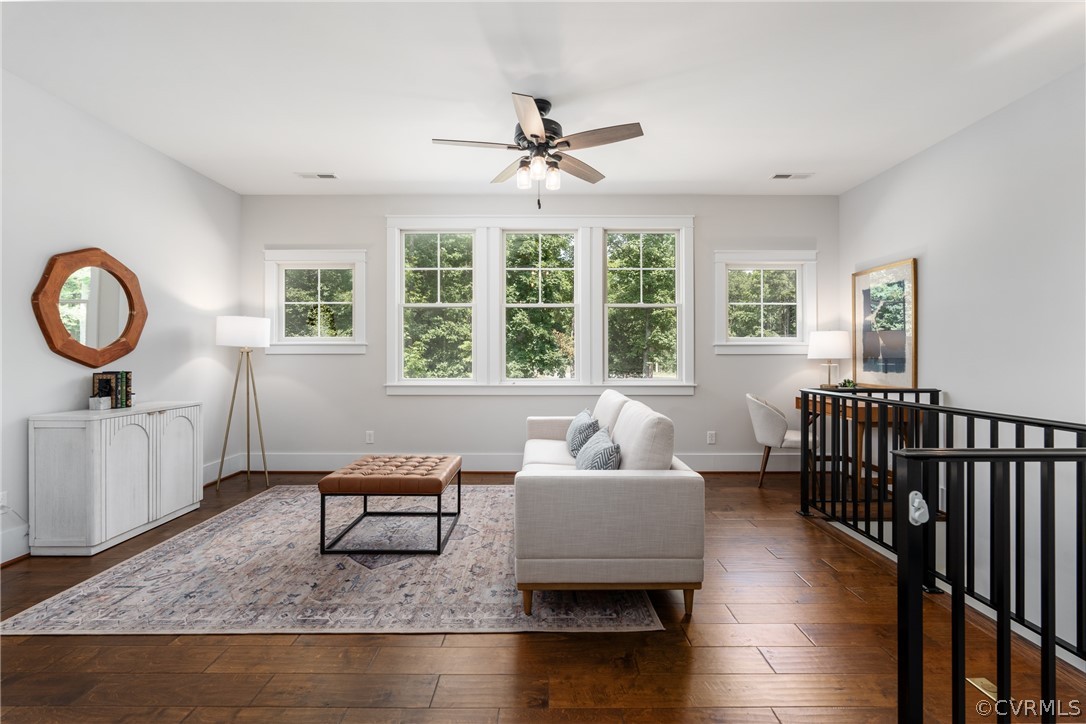 8301 Drakes Landing Ct