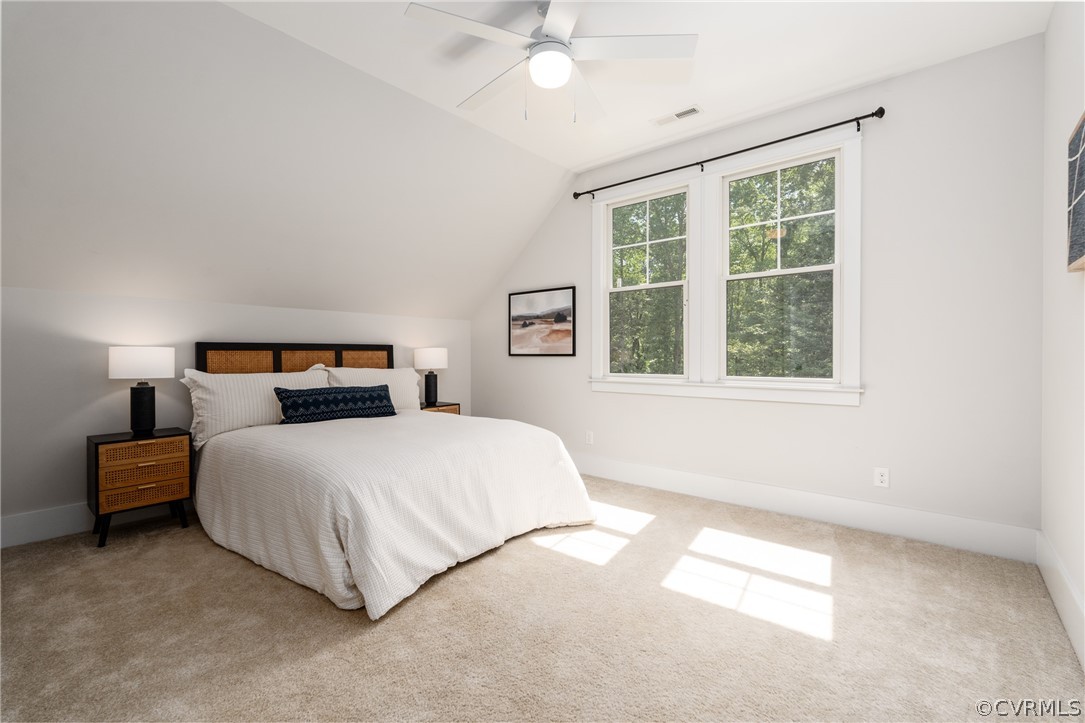 8301 Drakes Landing Ct