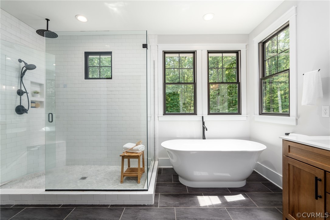 8301 Drakes Landing Ct