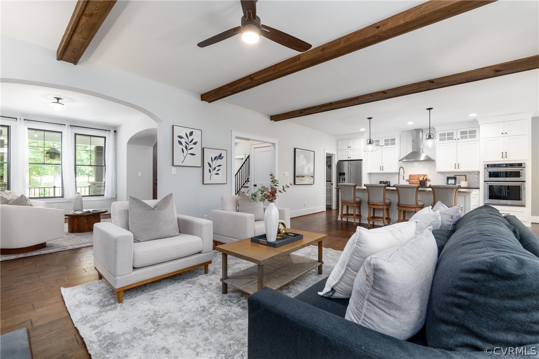 8301 Drakes Landing Ct