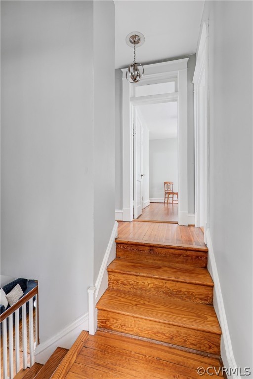 708 W 33rd St