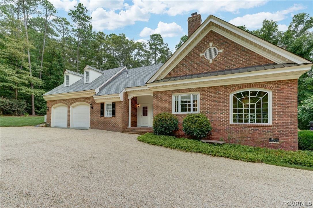 223 Randolph Square Ln