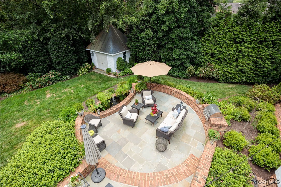 200 Walsing Dr