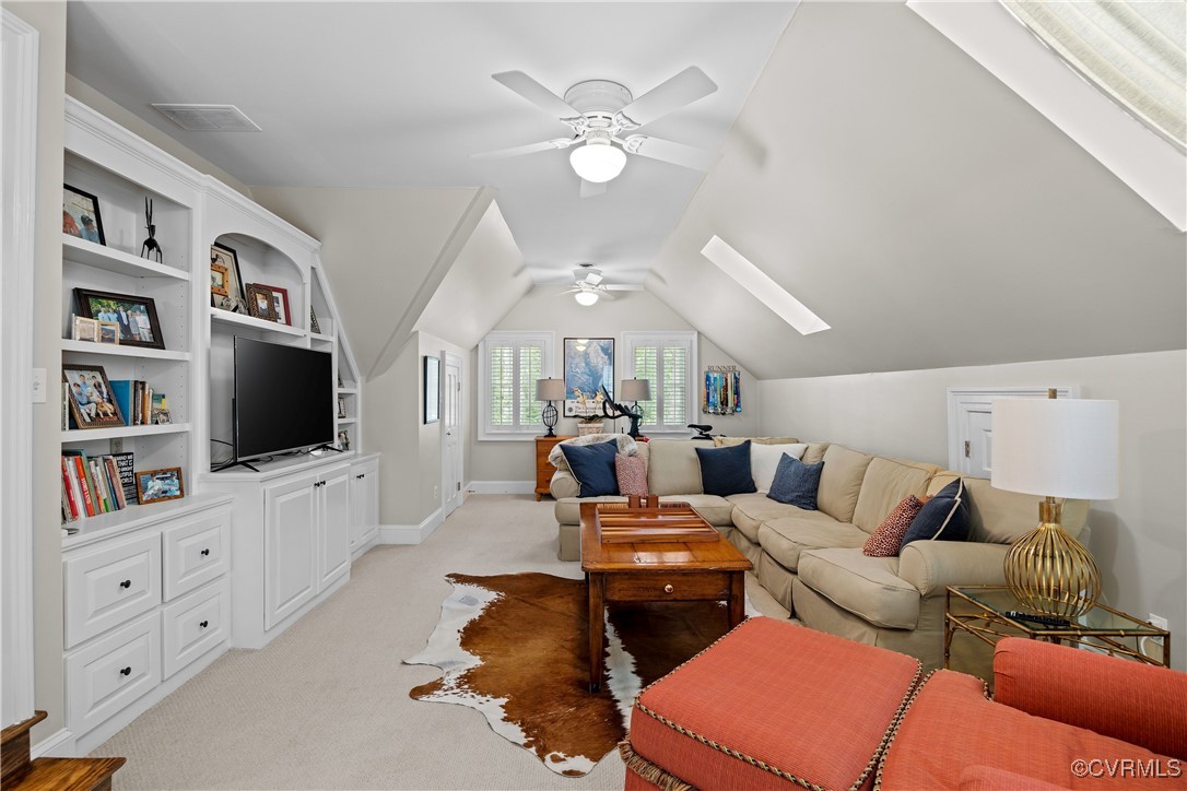 200 Walsing Dr