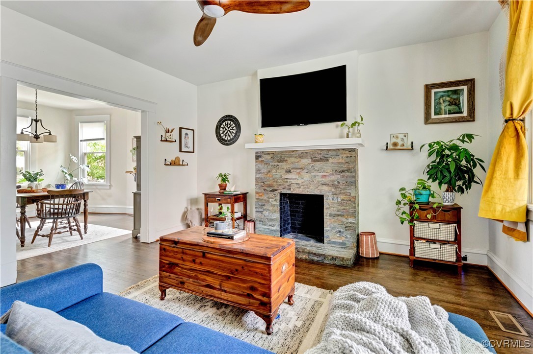 1302 Porter St