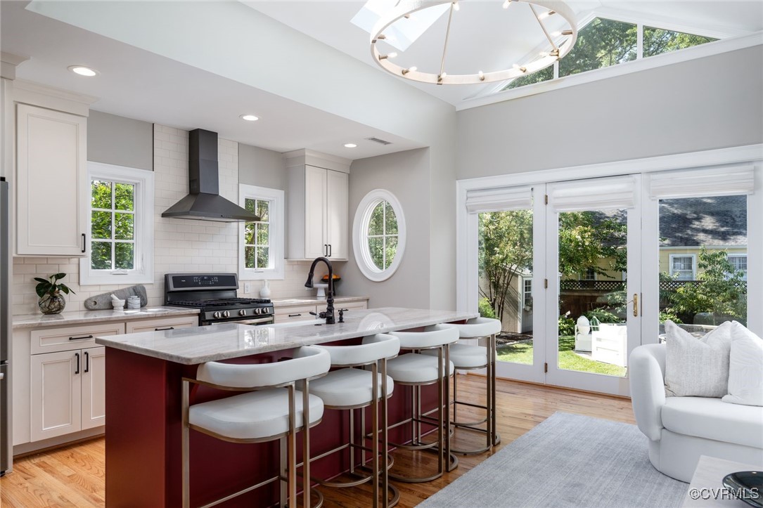 5805 Christopher Ln