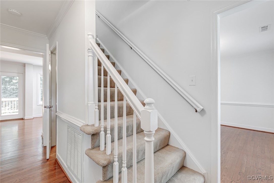 5501 Standing Oak Rd