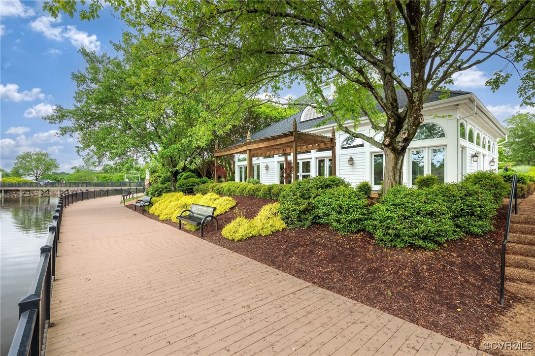 11230 Wellesley Terrace Ct