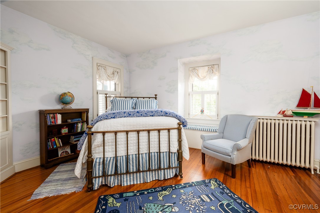 1637 Monument Ave
