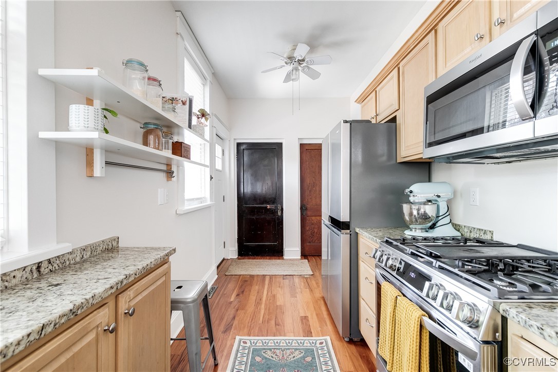 612 W 29th St