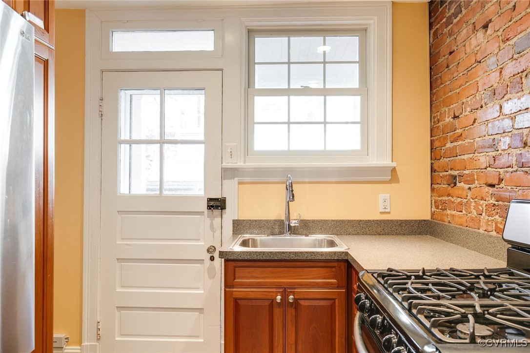222 Roseneath Rd