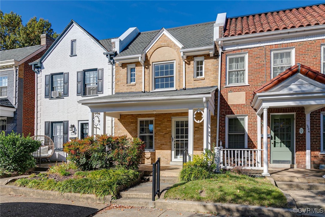 222 Roseneath Rd