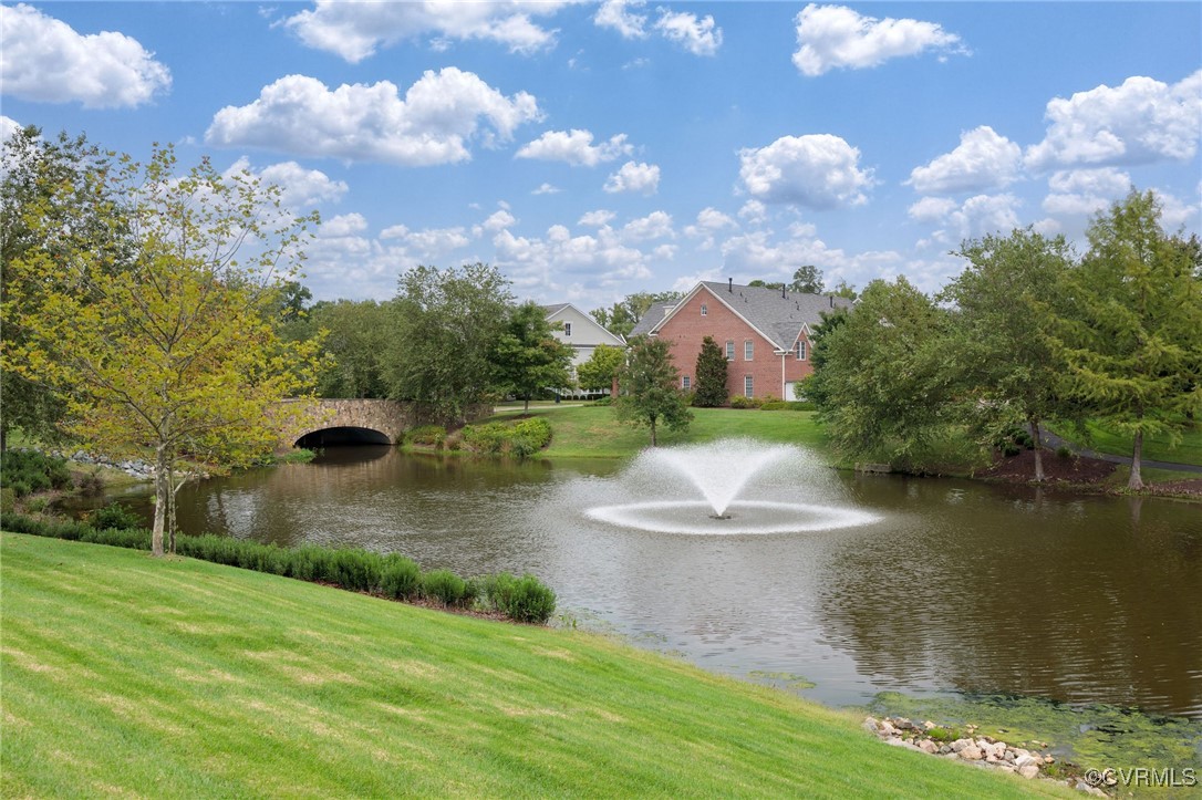 1113 Hyde Ln