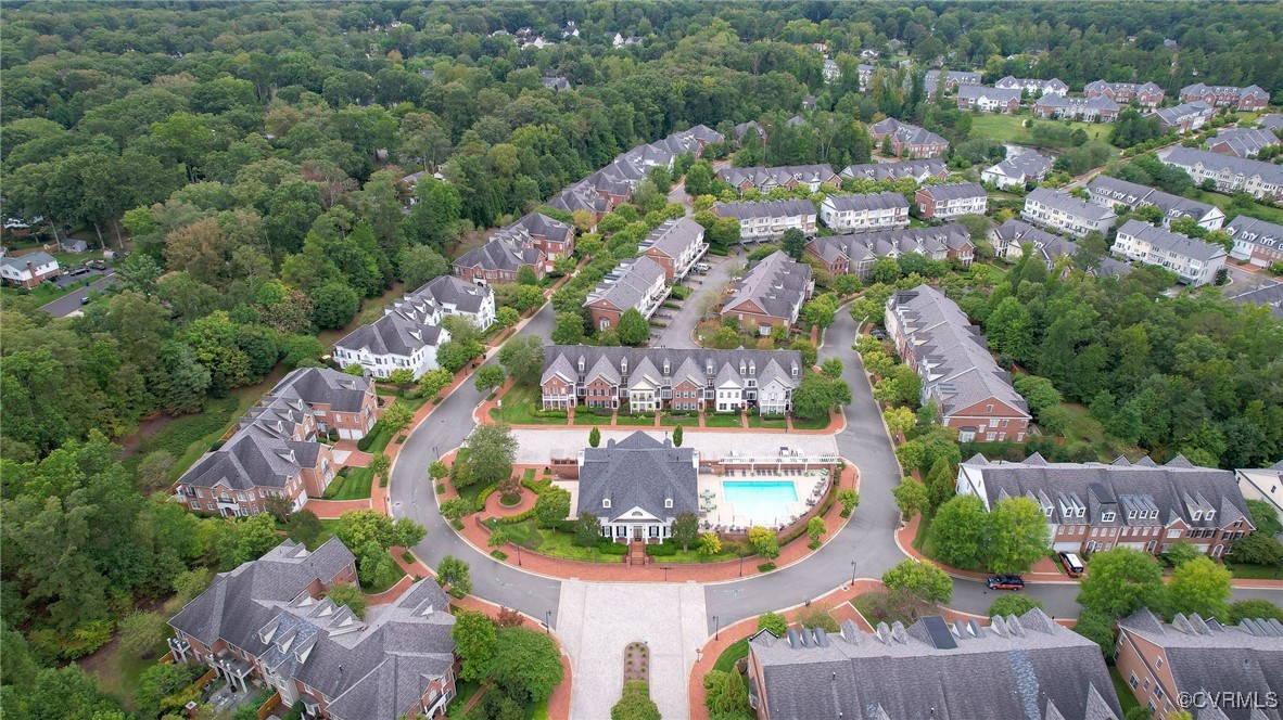 1113 Hyde Ln
