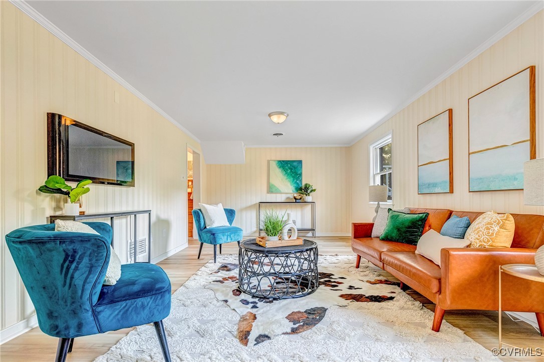 1505 Cloister Dr