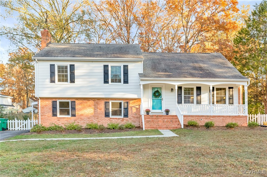 1505 Cloister Dr