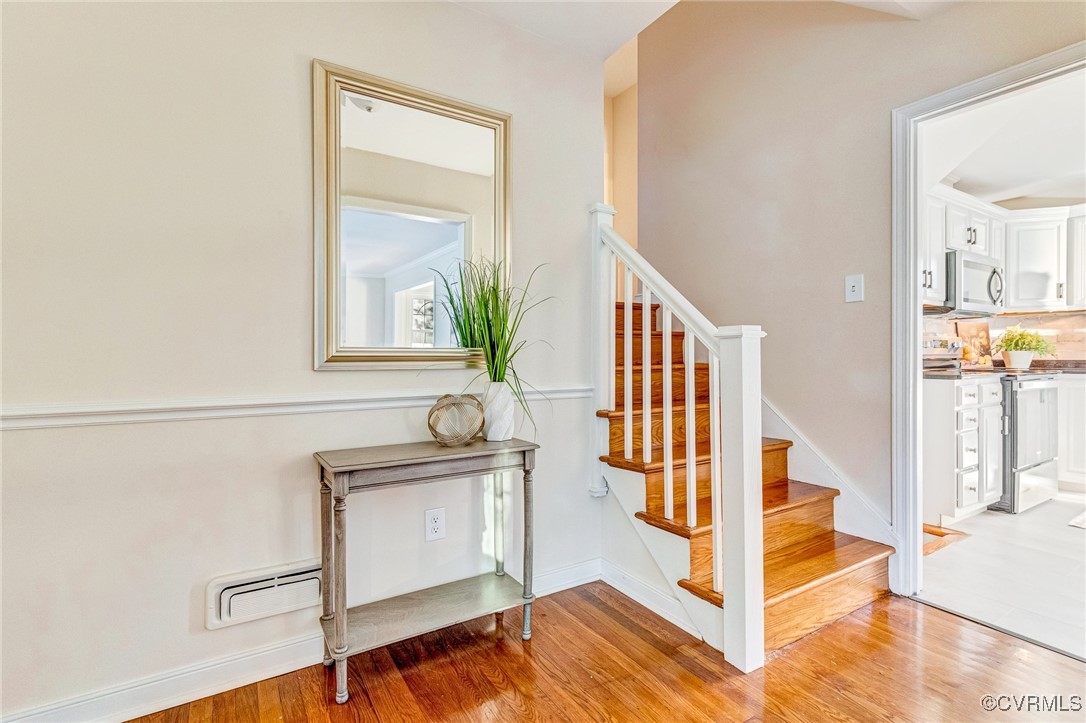 1505 Cloister Dr