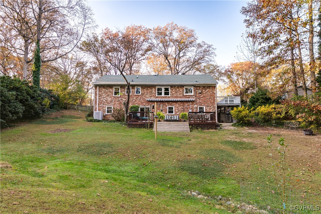 3607 Pinebrook Dr