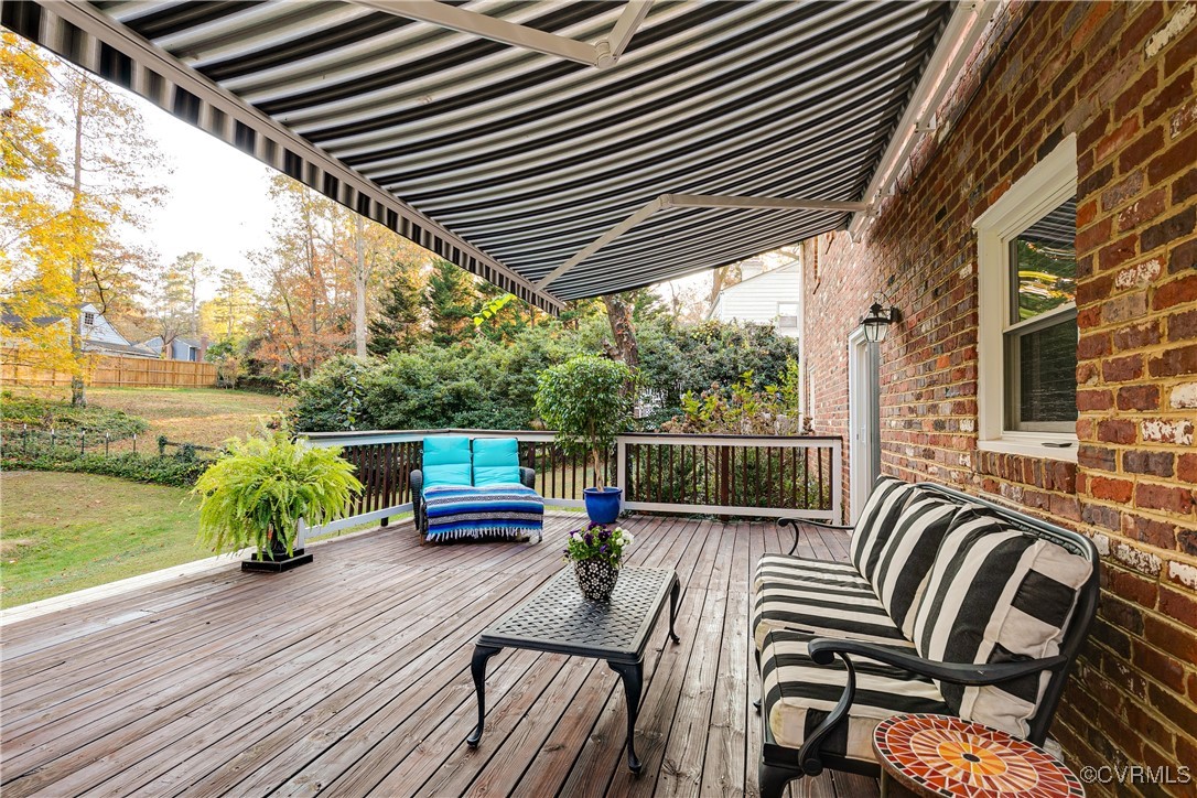 3607 Pinebrook Dr